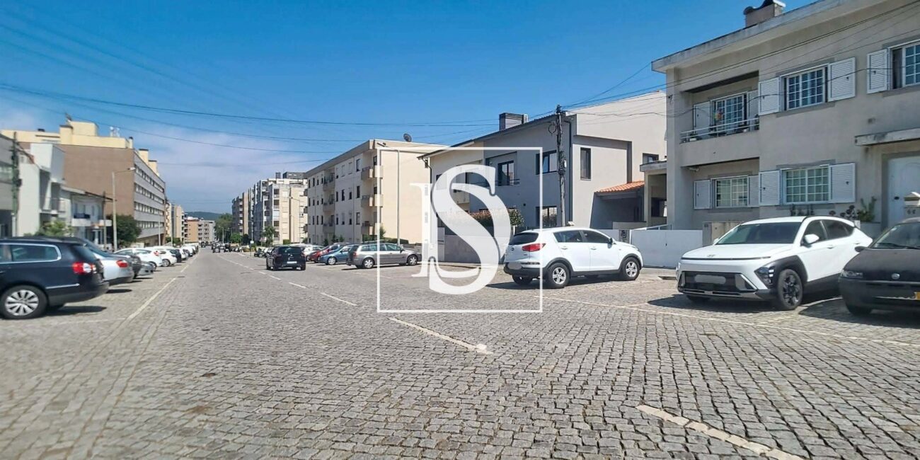 Andar moradia T2+2 com garagem na Cidade da Maia