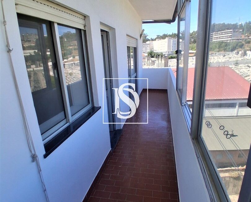 Apartamento T3 renovado em Fânzeres, Gondomar