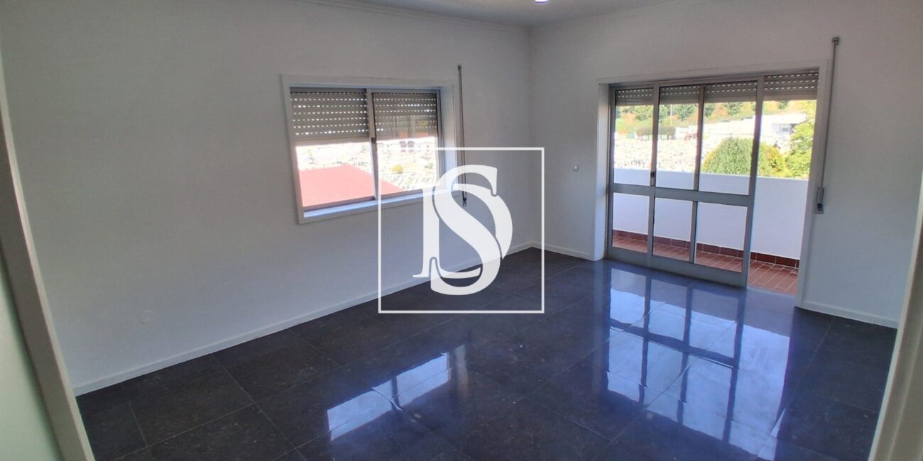 Apartamento T3 renovado em Fânzeres, Gondomar