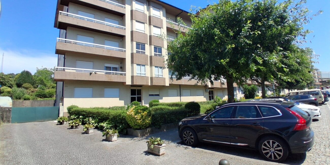 Apartamento T3 renovado em Fânzeres, Gondomar