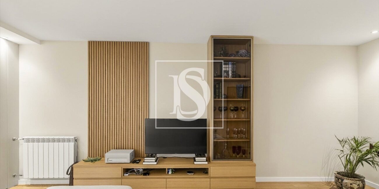 Apartamento T2 na Foz do Douro, Porto