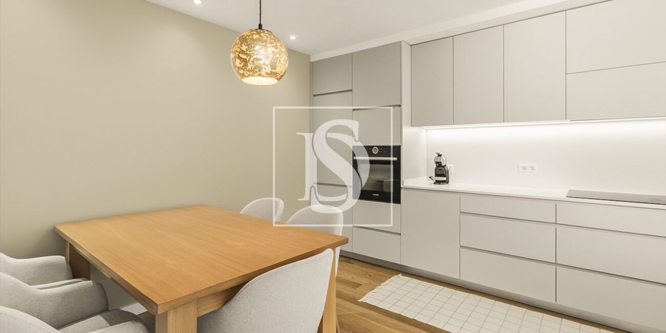 Apartamento T2 na Foz do Douro, Porto