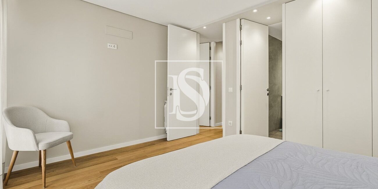 Apartamento T2 na Foz do Douro, Porto