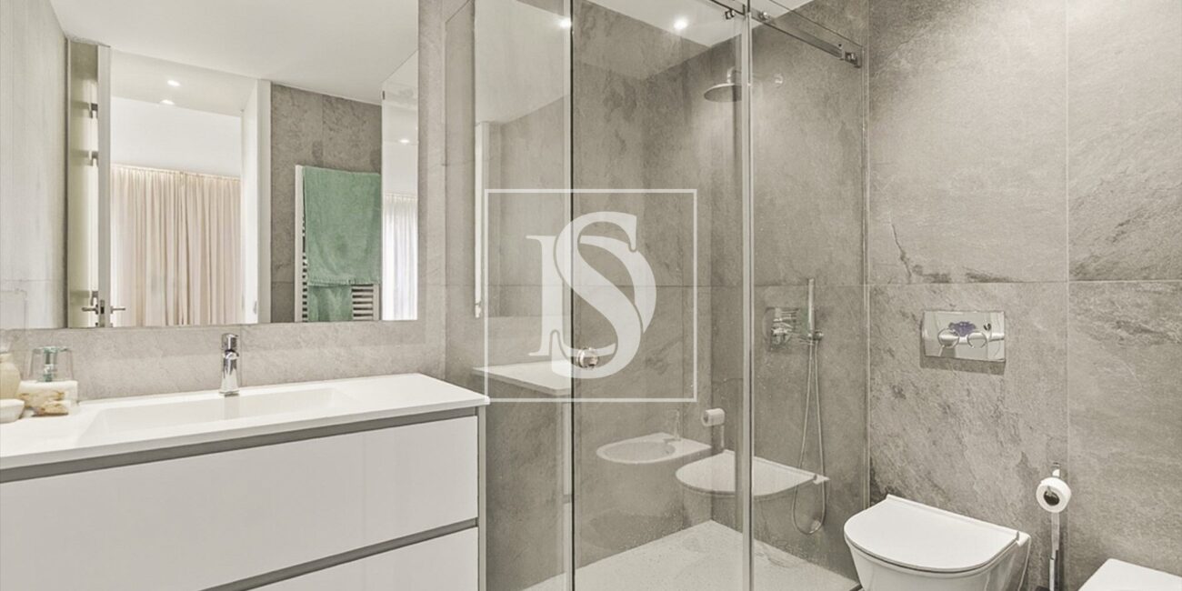 Apartamento T2 na Foz do Douro, Porto