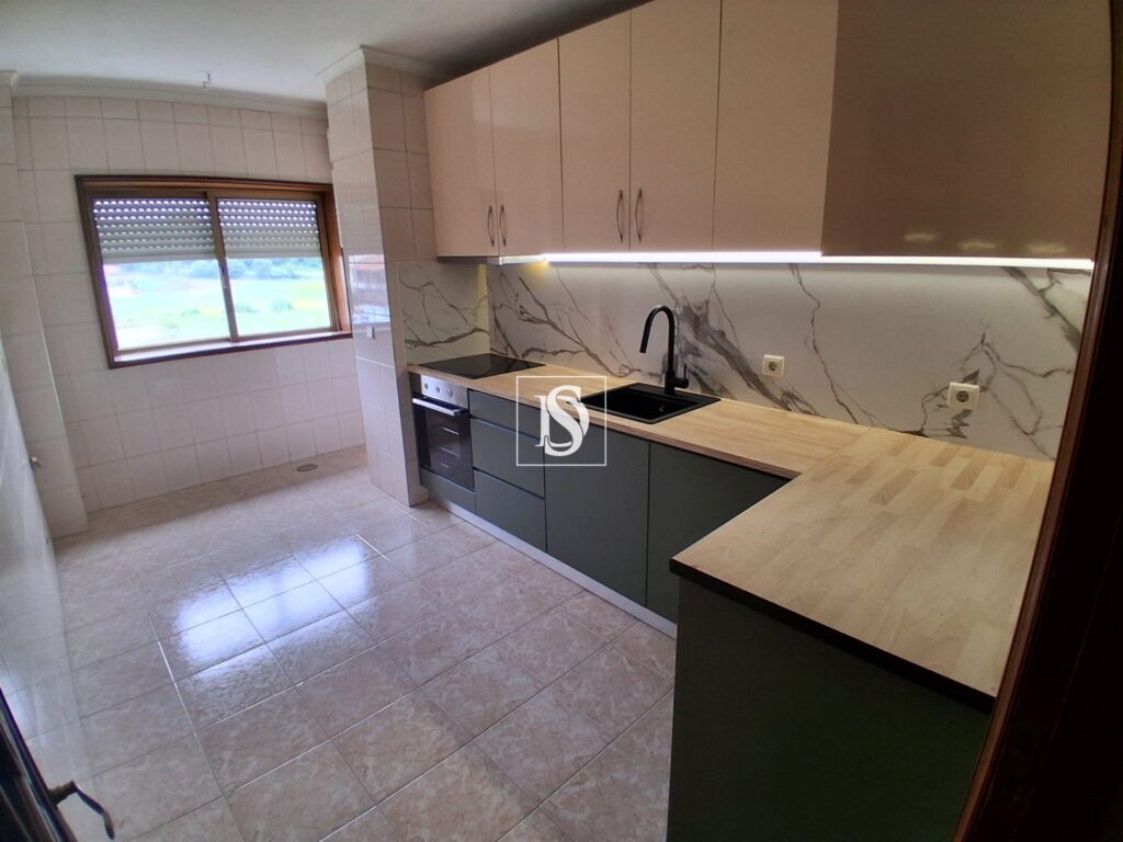 Apartamento T3 remodelado em Rio Tinto