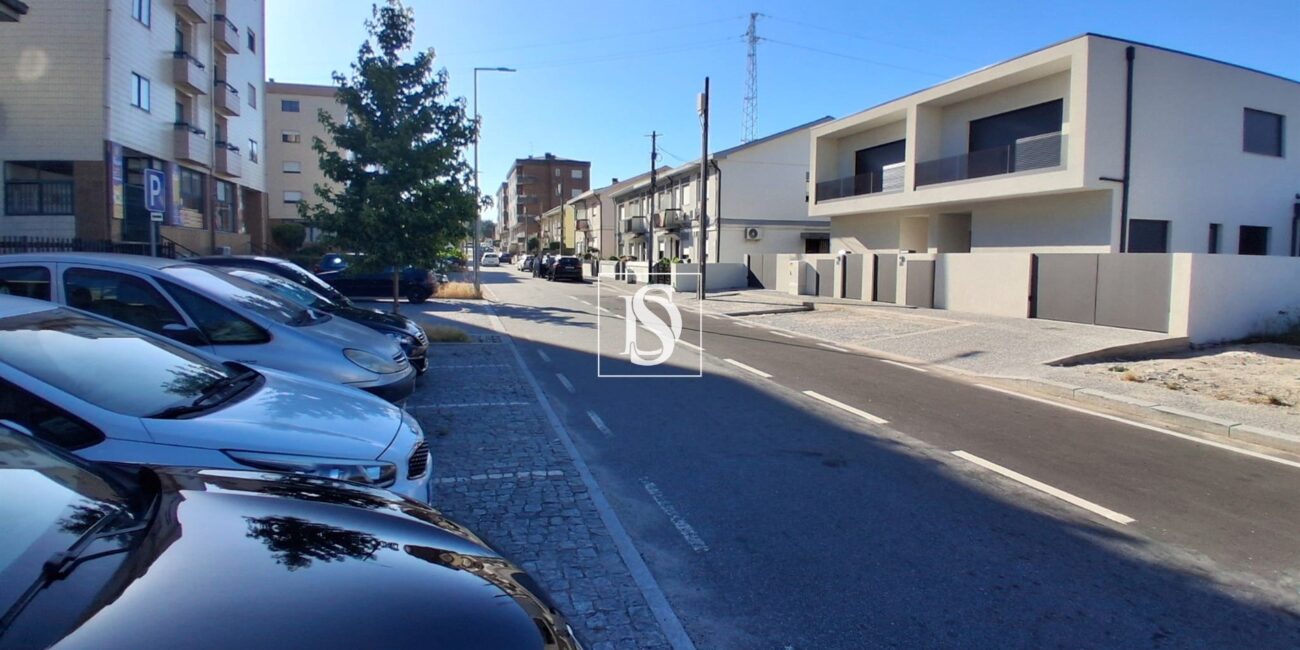Apartamento T3 remodelado em Rio Tinto