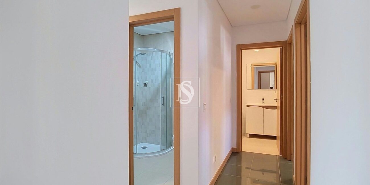 Apartamento T3 em Ermesinde – Corredor