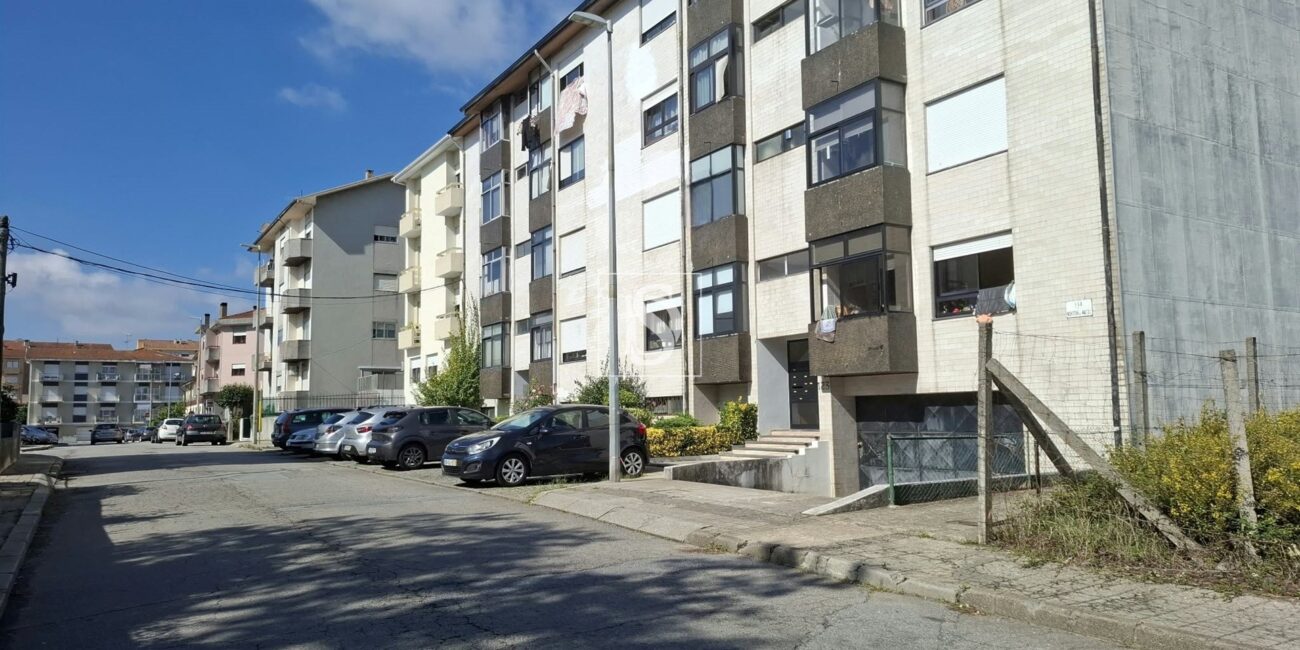 Apartamento T3 em Ermesinde – Prédio