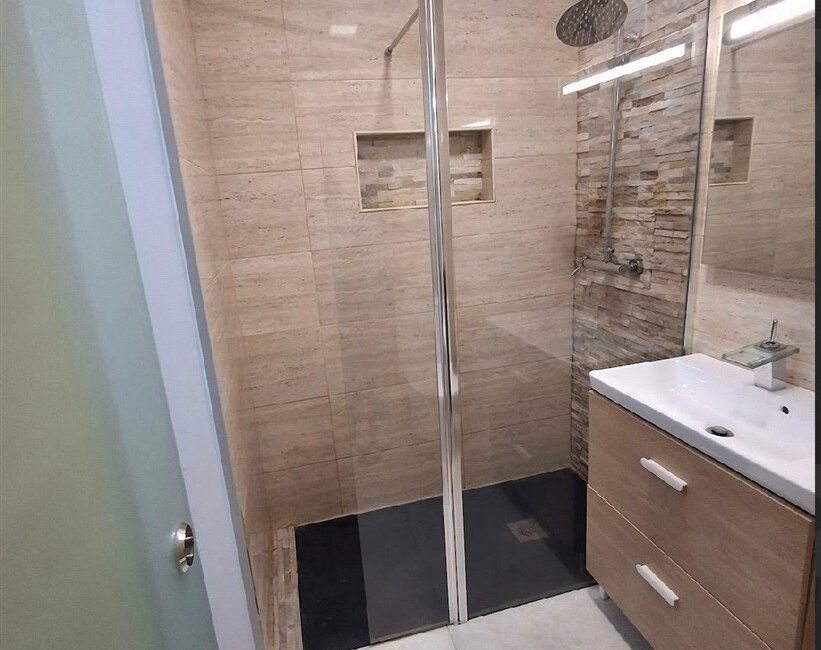 Apartamento T1+1 no centro de Matosinhos