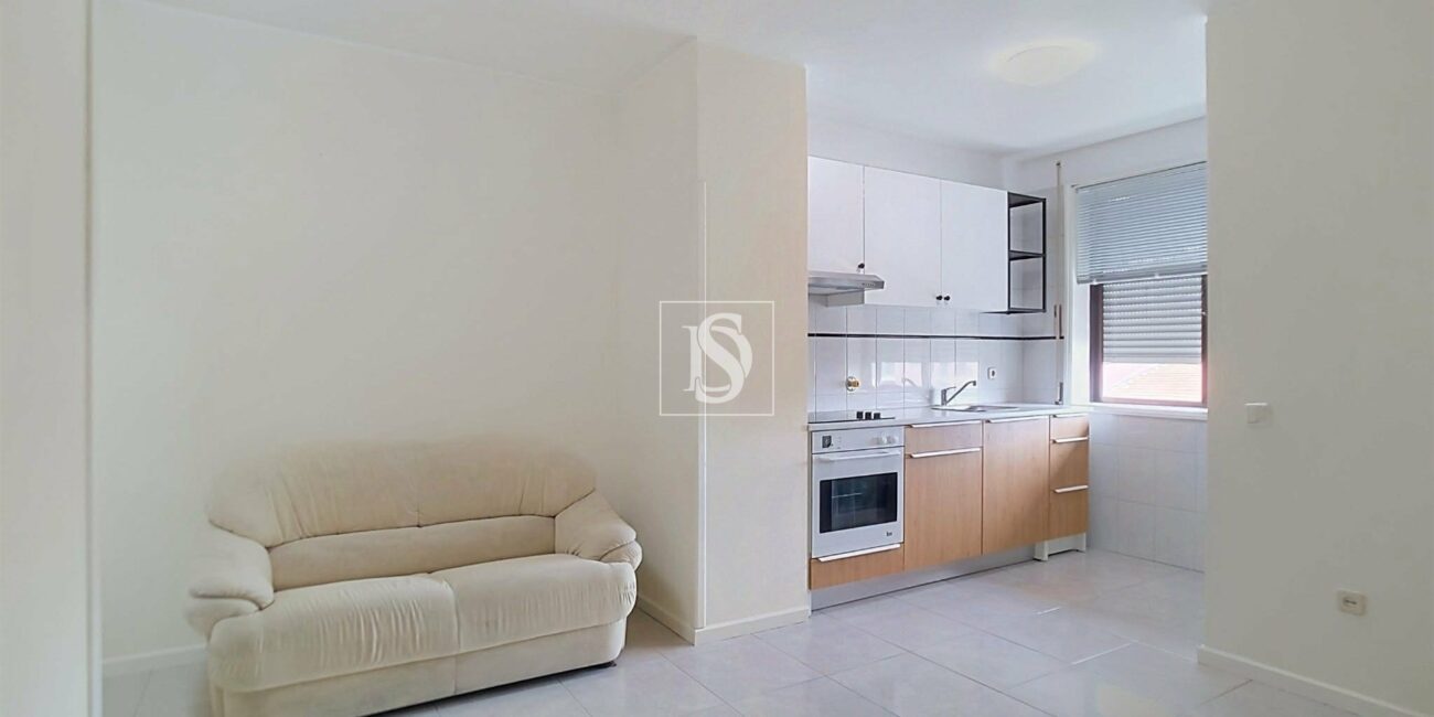 Apartamento T1 em Águas Santas, Maia