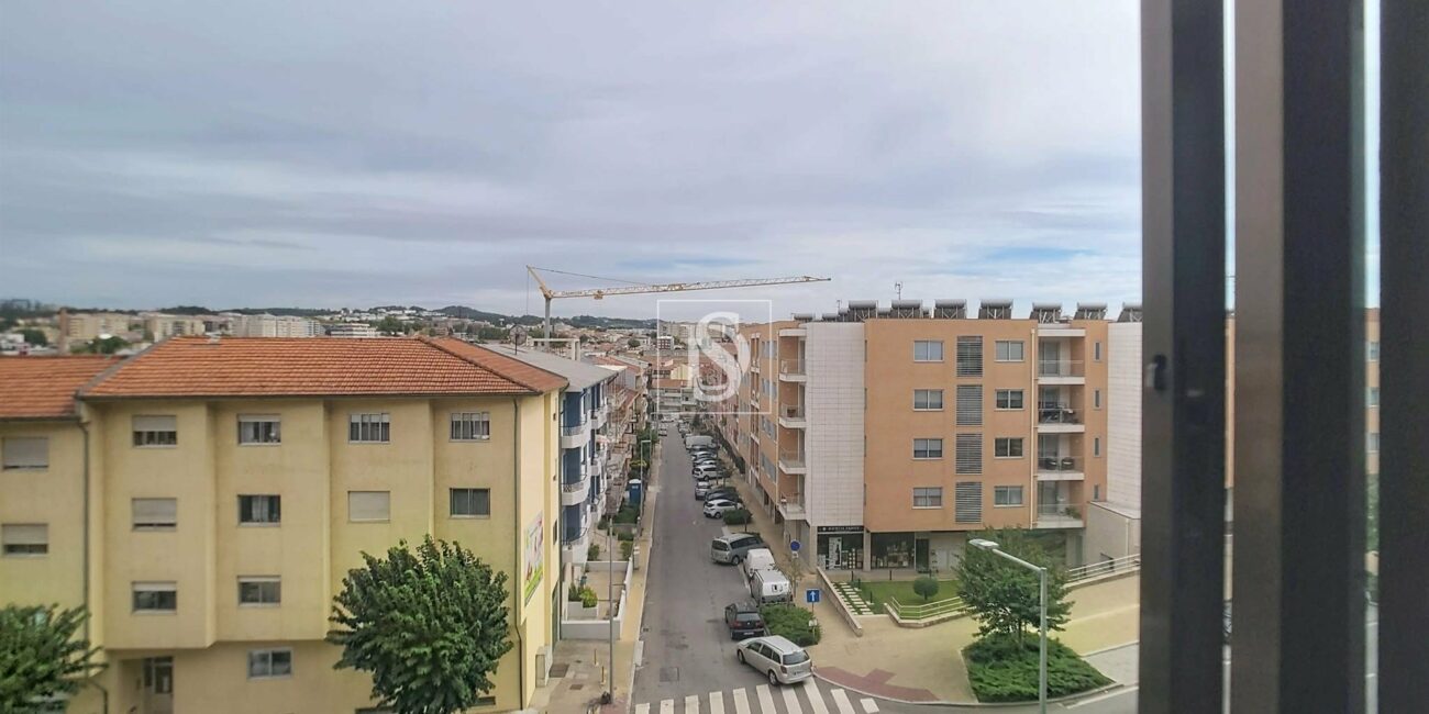 Apartamento T1 em Águas Santas, Maia