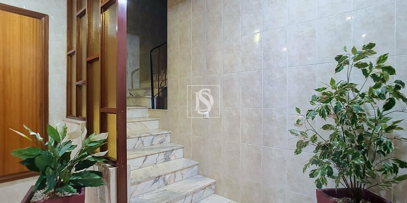 Apartamento T1 em Águas Santas, Maia