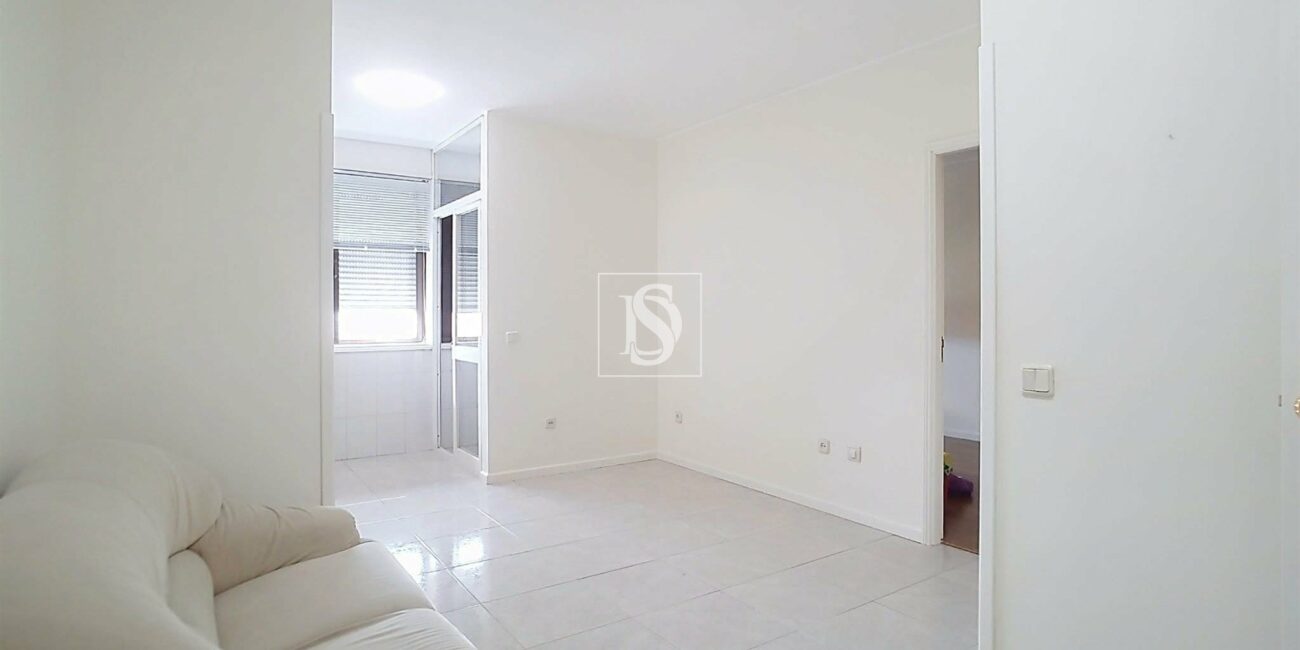 Apartamento T1 em Águas Santas, Maia