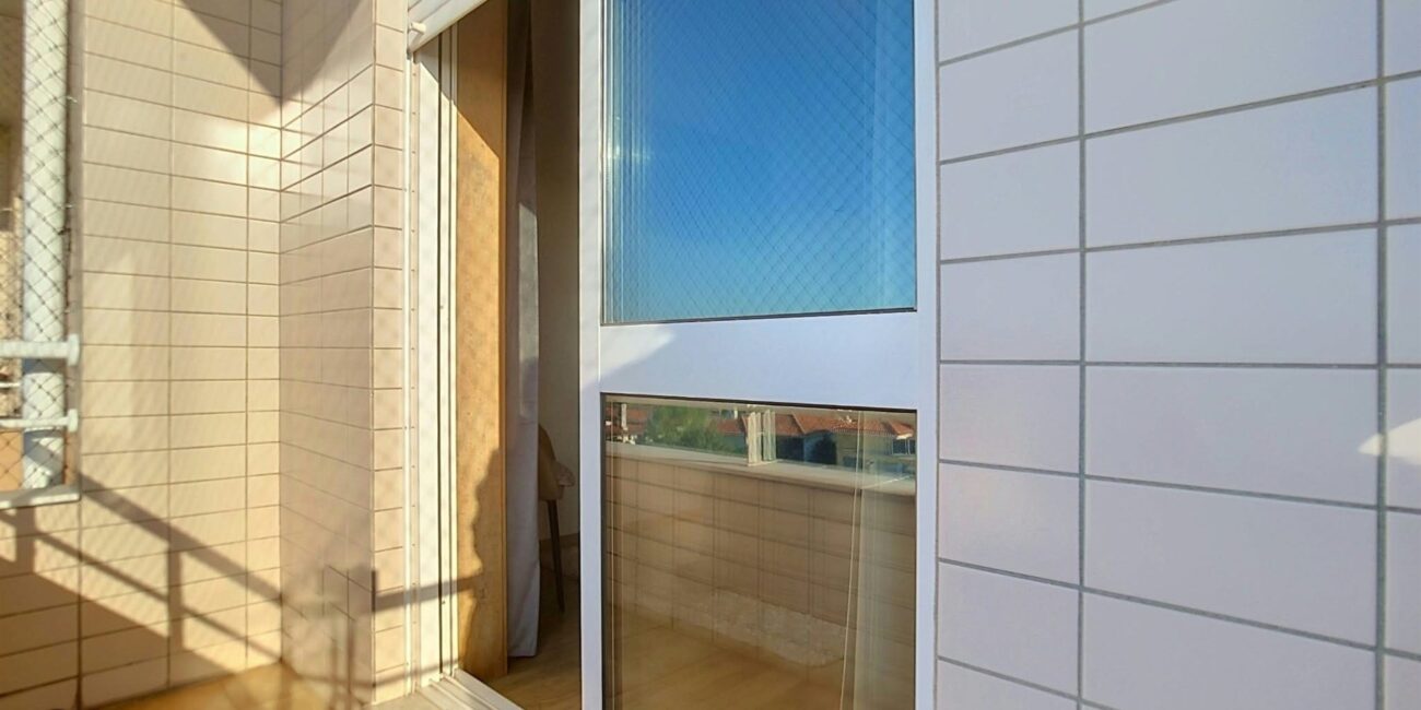 Apartamento T3+1 com garagem em Oliveirinha, Aveiro