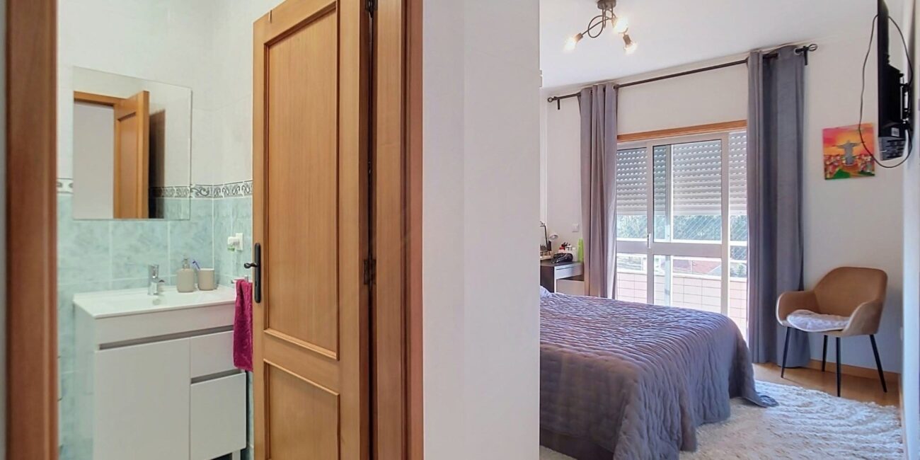 Apartamento T3+1 com garagem em Oliveirinha, Aveiro