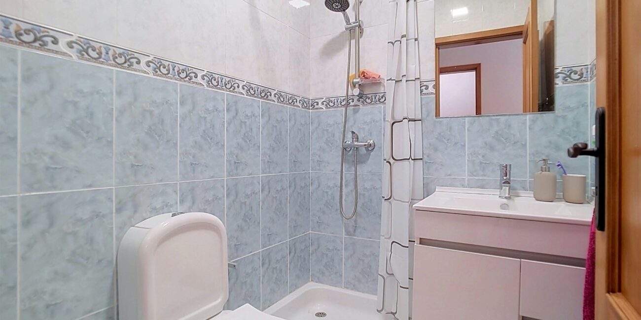 Apartamento T3+1 com garagem em Oliveirinha, Aveiro