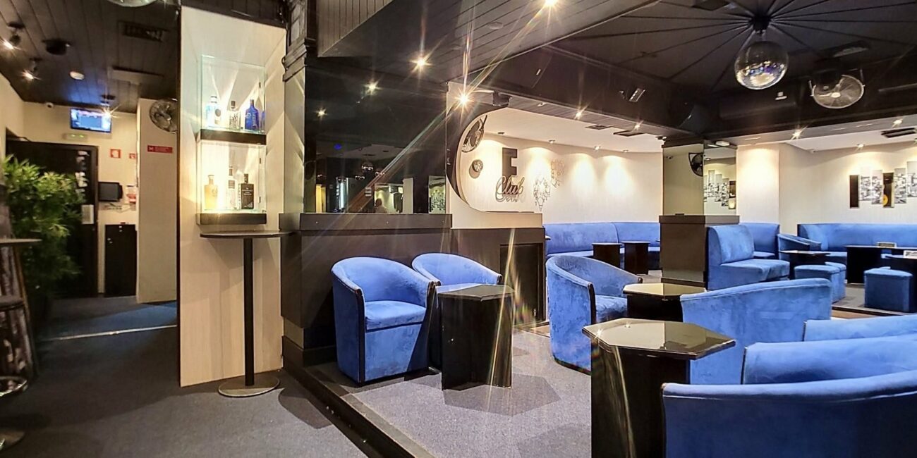 Espaço comercial licenciado para bar junto ao Palácio de Cristal, Porto